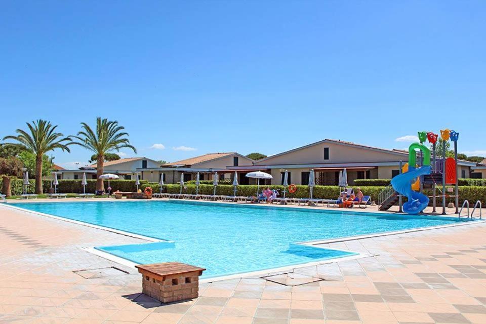 La Cecinella Apartments Marina di Cecina Eksteriør billede