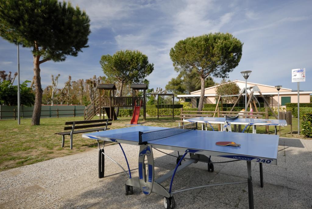 La Cecinella Apartments Marina di Cecina Eksteriør billede