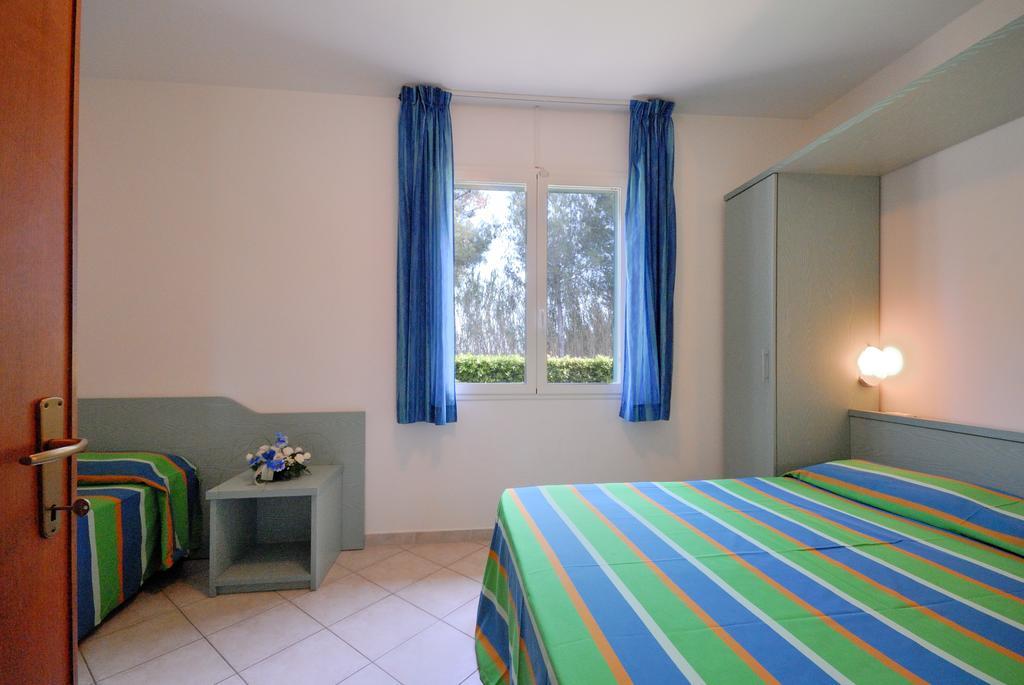 La Cecinella Apartments Marina di Cecina Eksteriør billede
