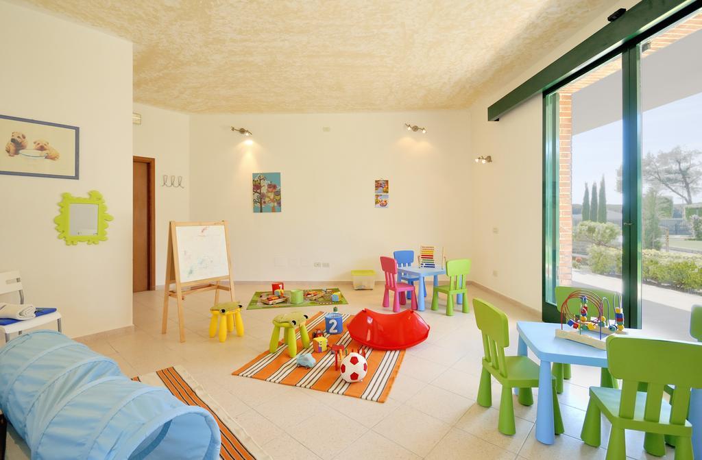 La Cecinella Apartments Marina di Cecina Eksteriør billede